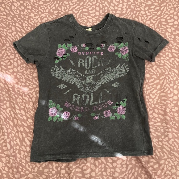 Tops - Distressed Band Tee